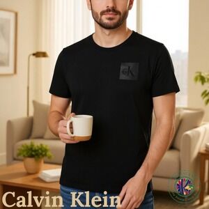 Calvin Klein Men's Tee M Black‎ | 100% Cotton, Satin Logo Patch